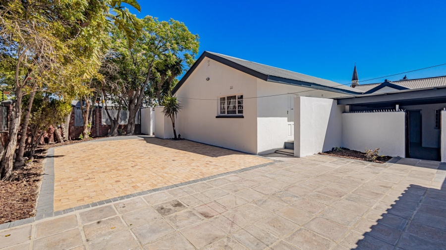 11 Bedroom Property for Sale in Richmond Estate Western Cape
